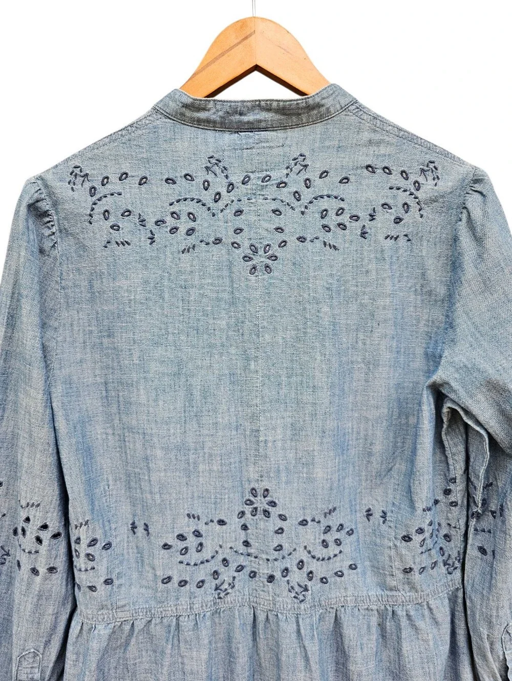Lucky Brand Blue Chambray Eyelet Button-Front Midi Dress - Picture 10 of 11